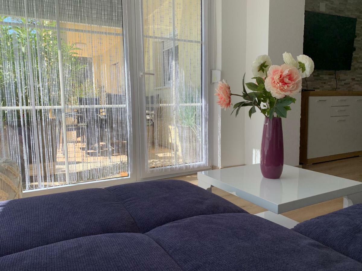 Terrassenwohnung In Estenfeld Bei Wuerzburg Ngoại thất bức ảnh