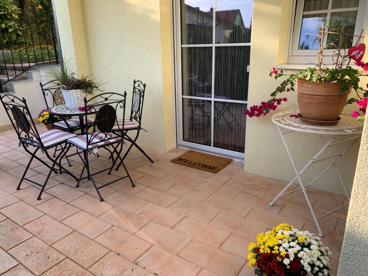 Terrassenwohnung In Estenfeld Bei Wuerzburg Ngoại thất bức ảnh