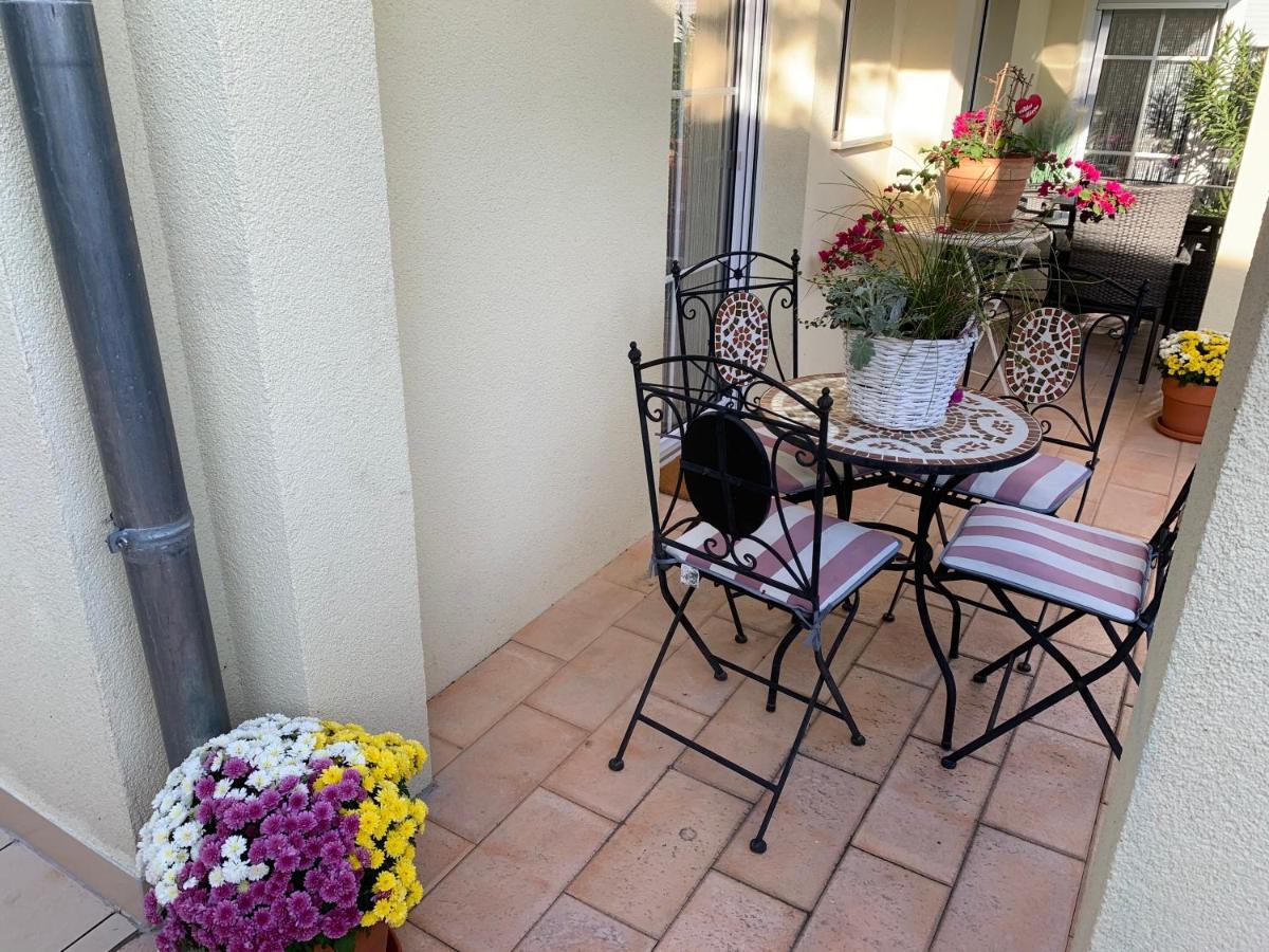 Terrassenwohnung In Estenfeld Bei Wuerzburg Ngoại thất bức ảnh